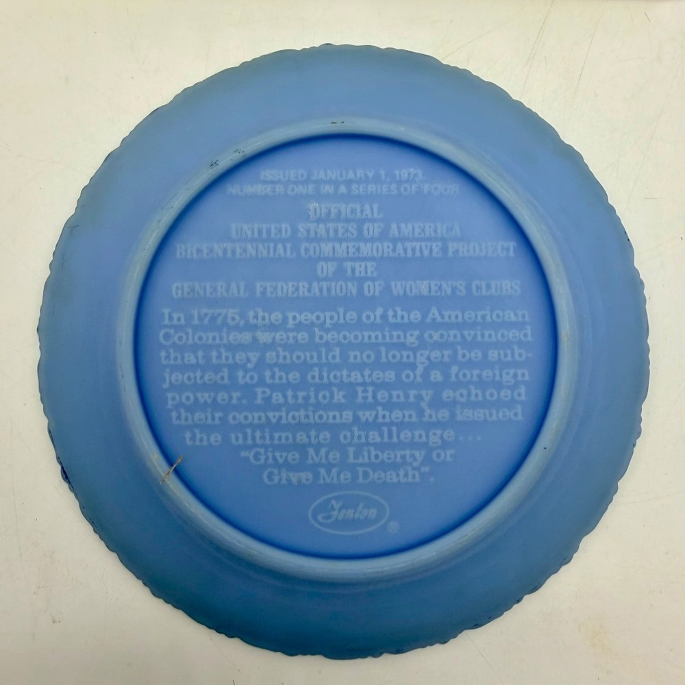 Fenton Bicentennial Commemorative Plate Patrick Henry Blue Satin Glass Vintage - Picture 3 of 8